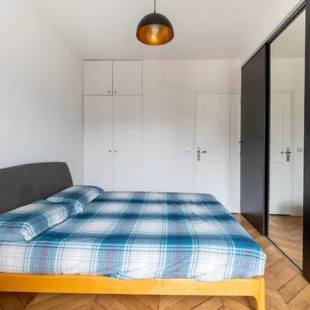 Charming 1bd Apartmentguy Moquet Apartment *
